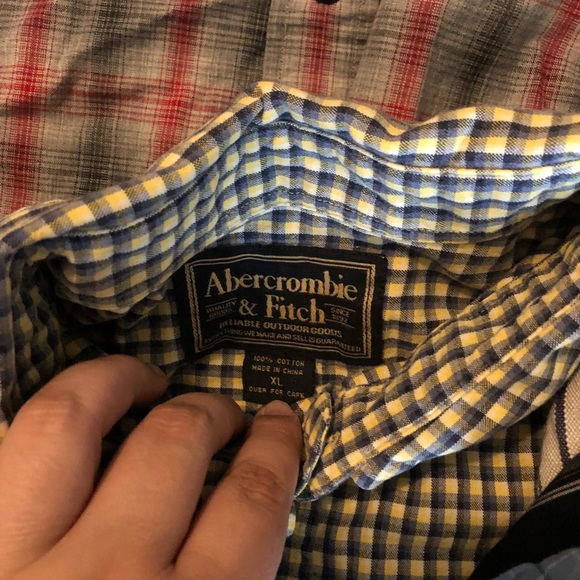 *bundle!* 5 casual dress shirts. - Picture 2 of 6